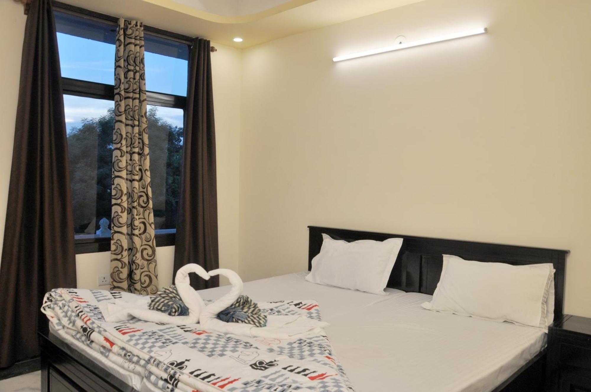 Nahar Singh Haveli Hotel Jaipur Room photo